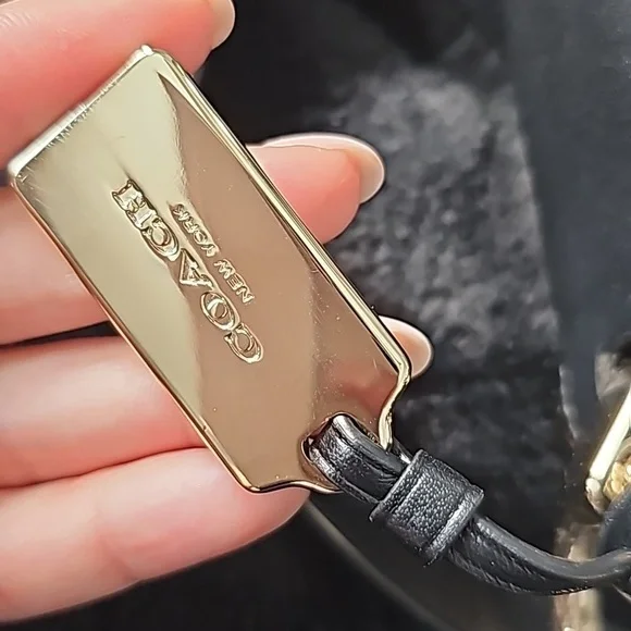 Coach Shoulder Bag - Picture 5 of 11